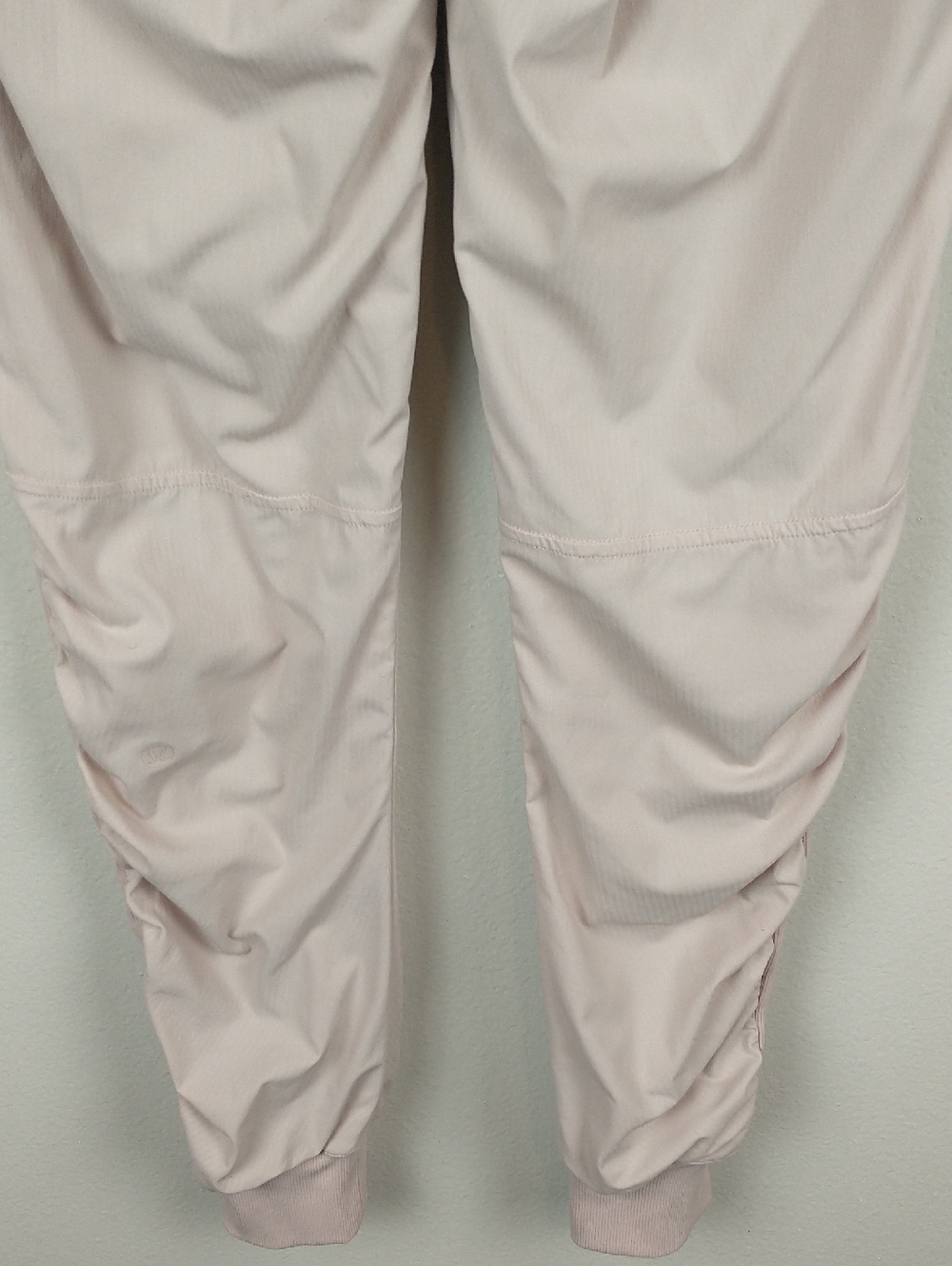 Lululemon Beyond the Studio Jogger Womens 4 Pink Mist - Picture 10 of 14